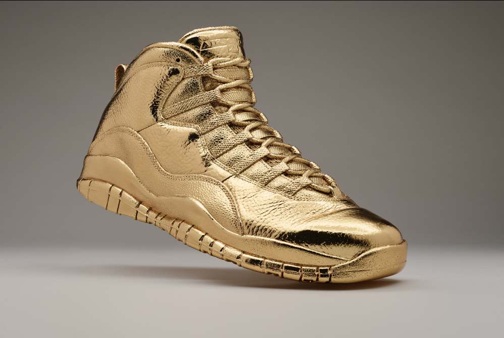 OVO x Air Jordans en or massif - 2 millions $ (environ 1,67 millions €)